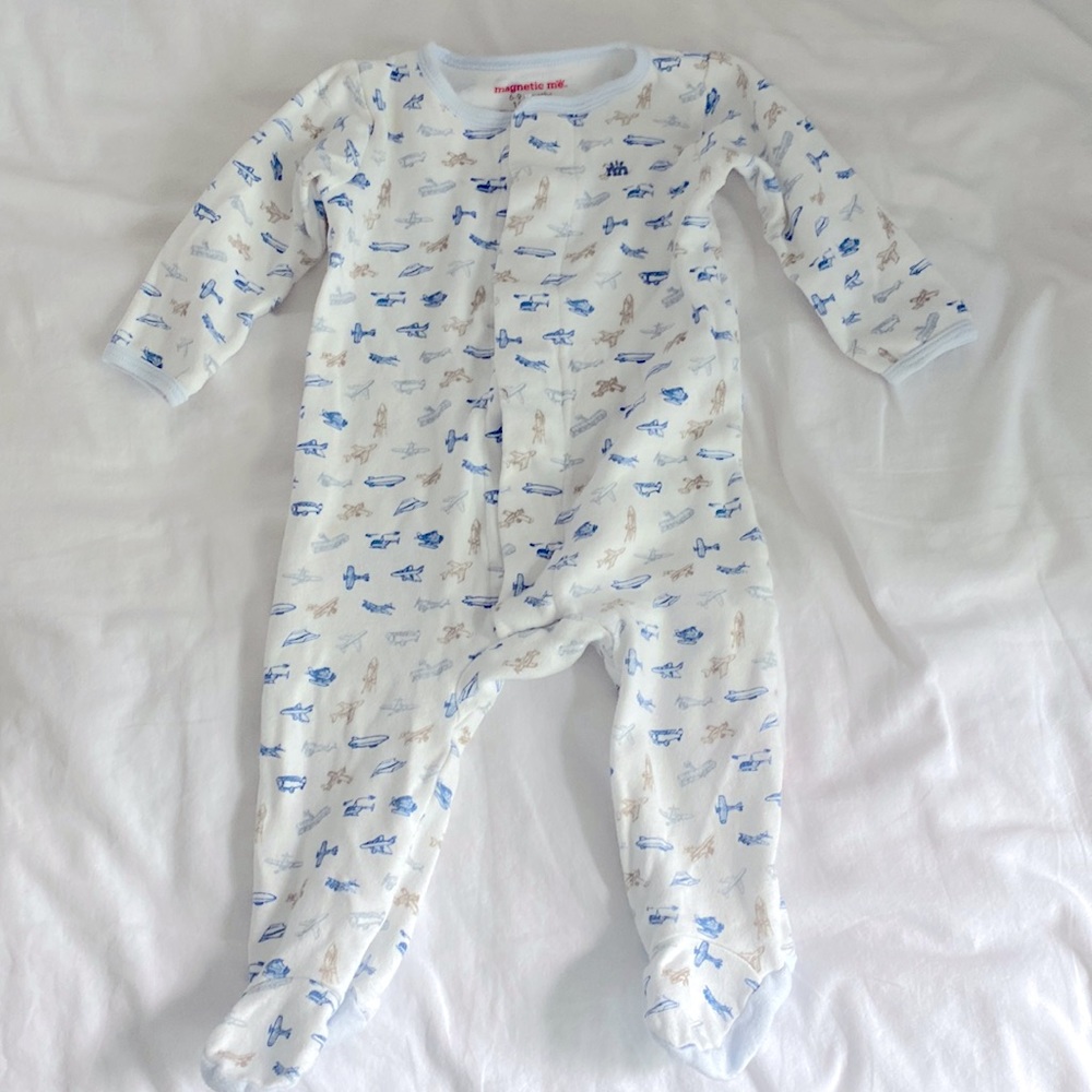 MAGNETIC ME Sleep and Play. Airplane Pattern. Size 6-9 Months.